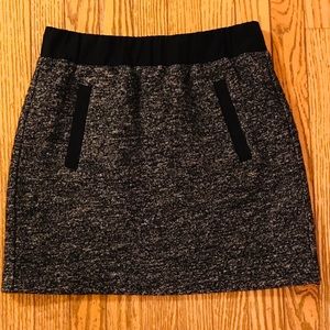 Loft skirt Size Small PETITE
